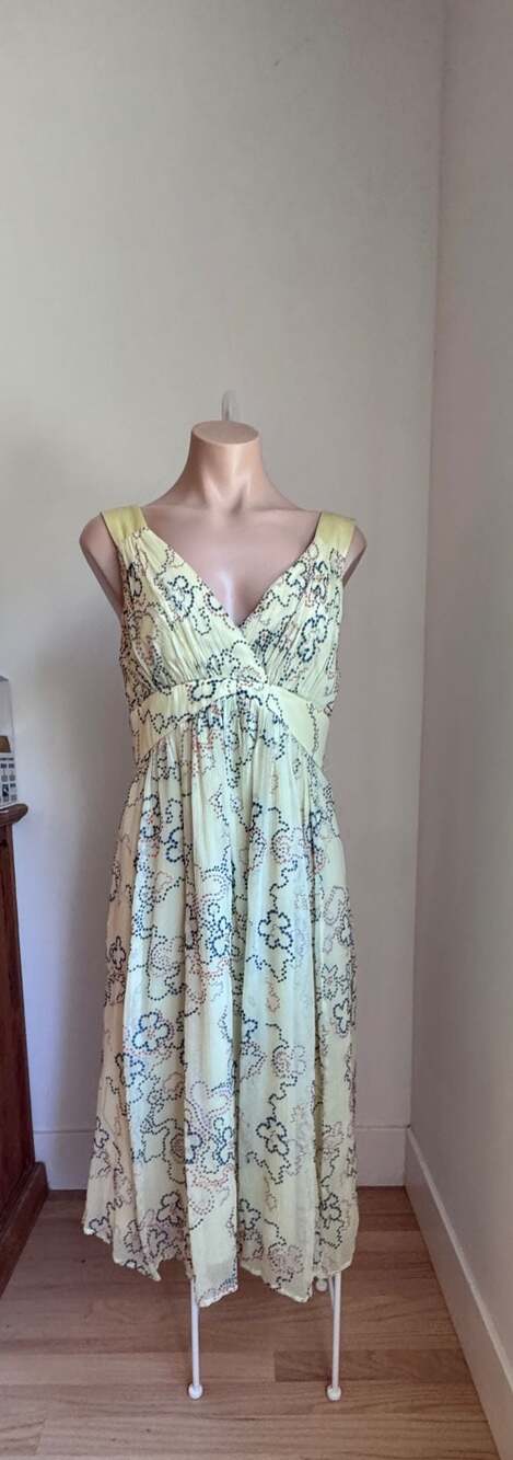 Kay Unger New York Yellow 100% Silk Embroidered Midi Dress Size 6
